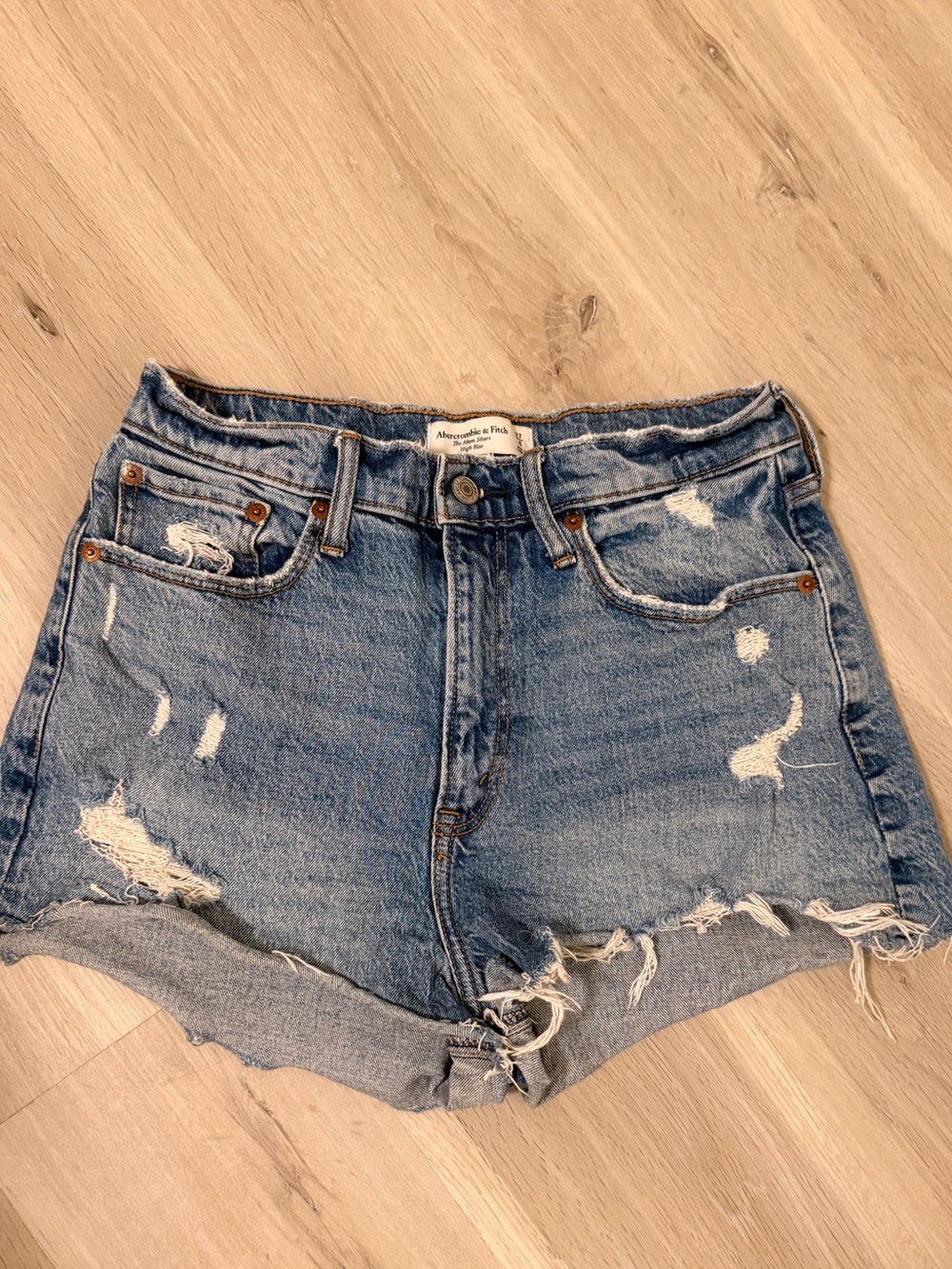 A&F DENIM SHORTS ☀️ - Picture 2 of 3